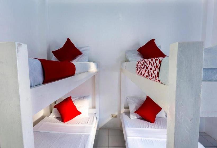 Отель Oyo 466 Issa’s Haven