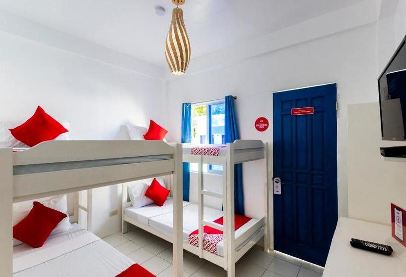 Отель Oyo 466 Issa’s Haven