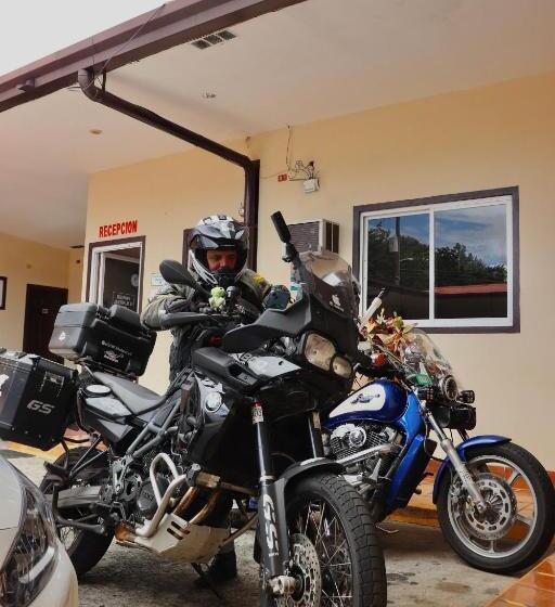 فندق Residencial Panamericano