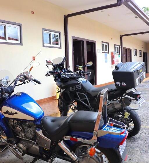 فندق Residencial Panamericano