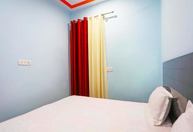 Отель Spot On 43669 Mahalaxmi Palace