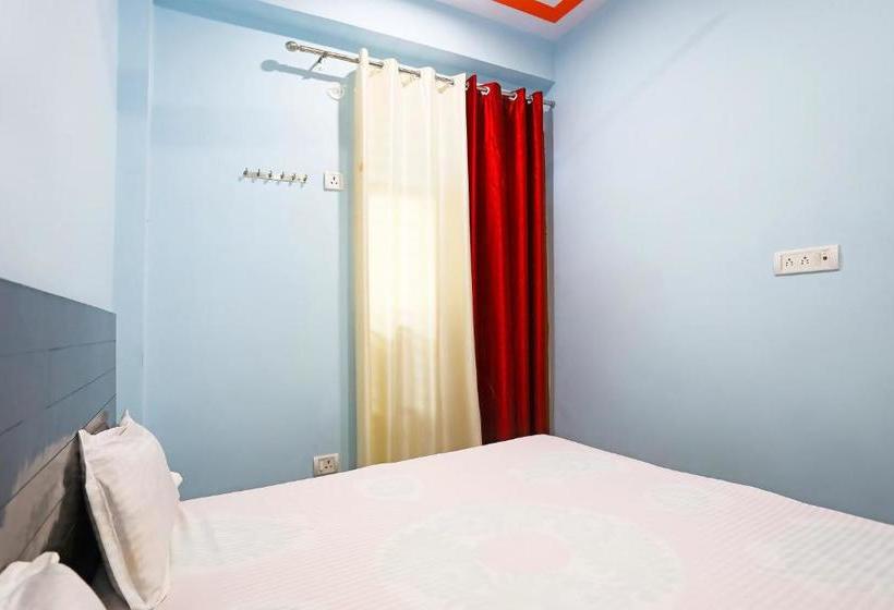 Отель Spot On 43669 Mahalaxmi Palace