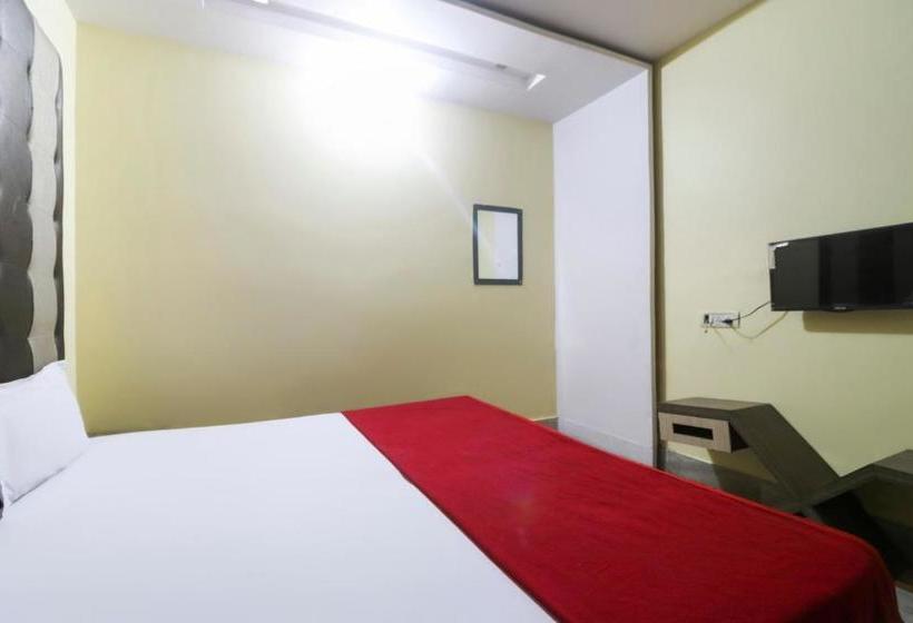 호텔 Spot On 61538 Angel Guest House