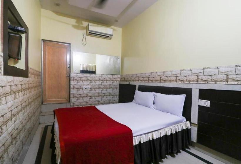 ホテル Spot On 61538 Angel Guest House