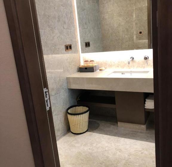 ホテル Zhong Hua Wei International