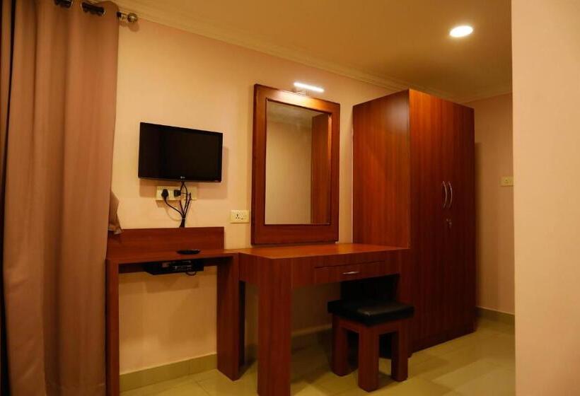 Luxora Hotel And Spa