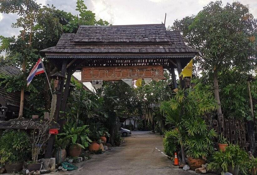 펜션 Baan Lanna Resort