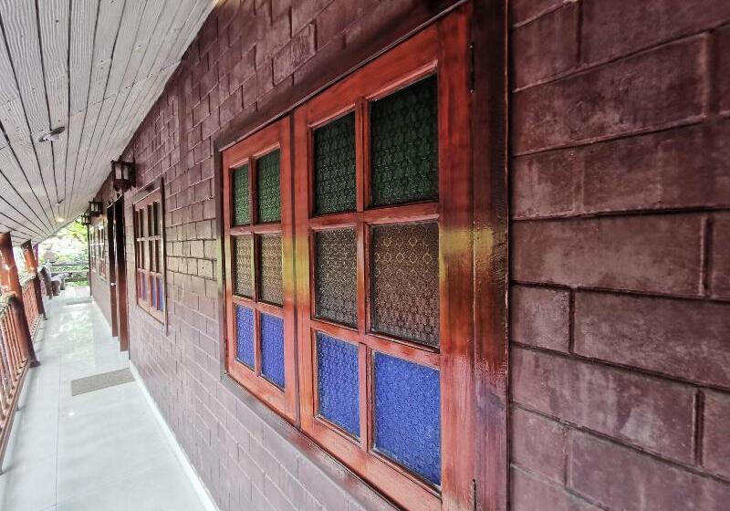 펜션 Baan Lanna Resort