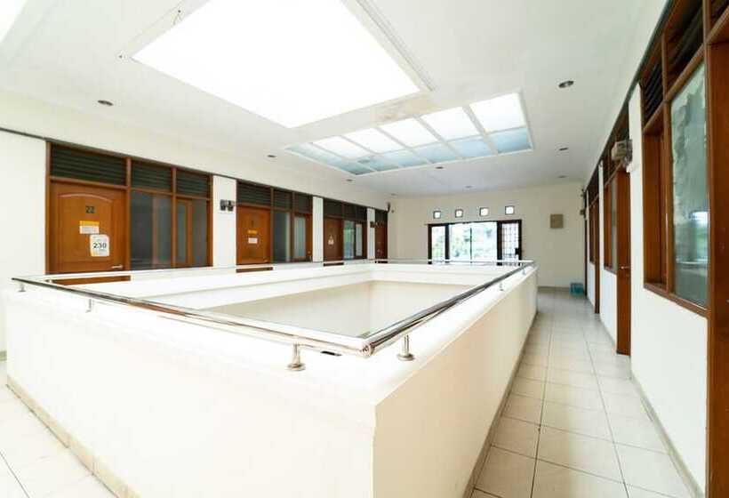 بنسيون Koolkost Near Padjadjaran University   Minimum Stay 6 Nights