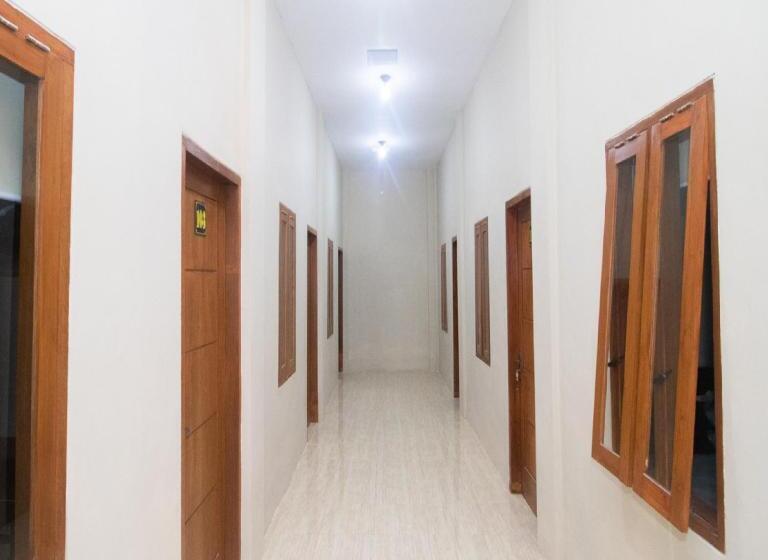 膳宿费 Reddoorz Syariah Near Universitas 17 Agustus Banyuwangi