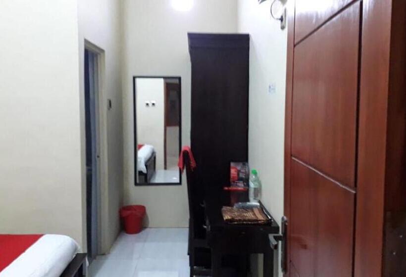 膳宿费 Reddoorz Syariah Near Universitas 17 Agustus Banyuwangi