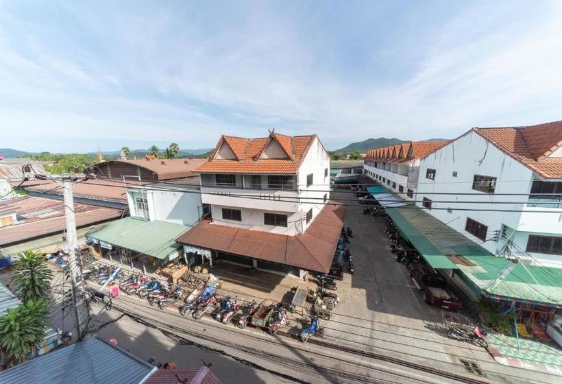 Saiyud Hostel