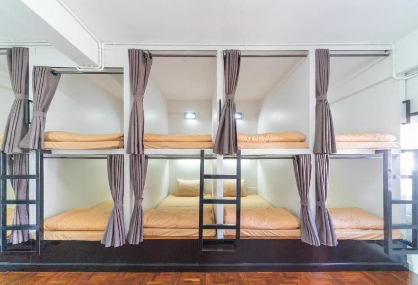 Saiyud Hostel