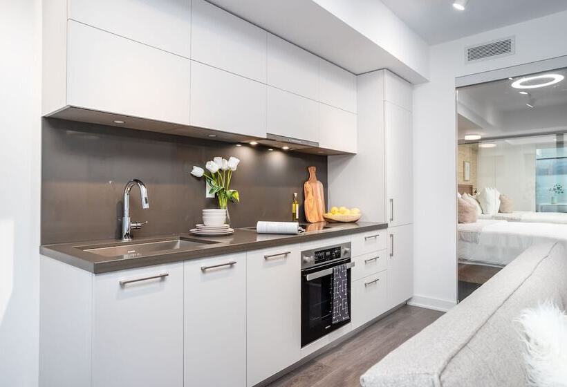 Sarkar Suites Cumberland Street