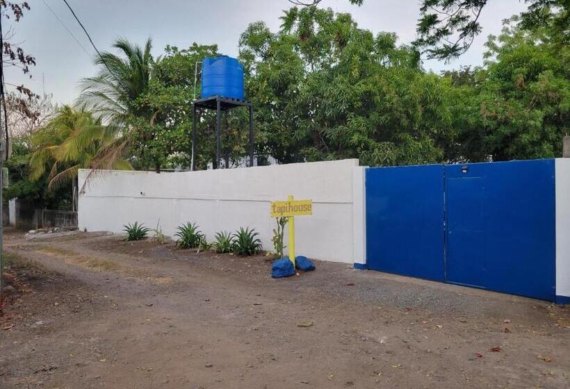 فندق صغير Tapihouse