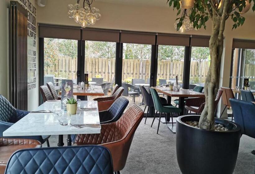 旅馆 The Balerno Inn