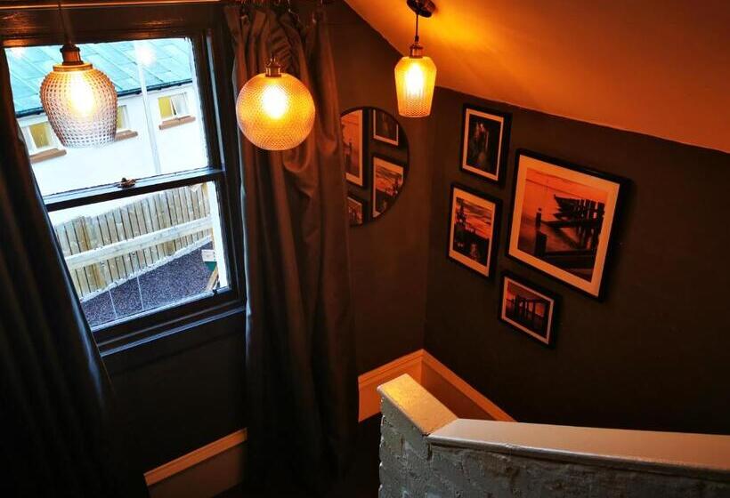 旅馆 The Balerno Inn