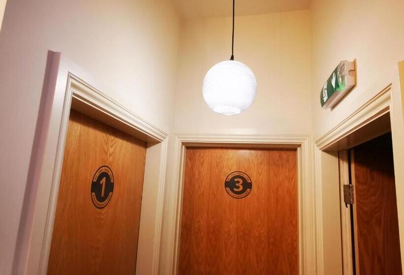 旅馆 The Balerno Inn