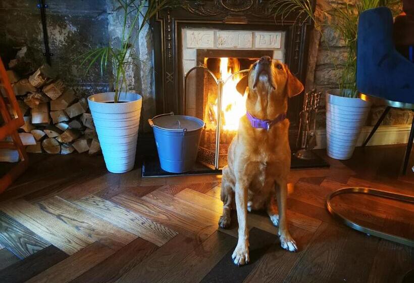 旅馆 The Balerno Inn