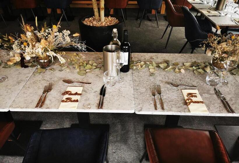 旅馆 The Balerno Inn