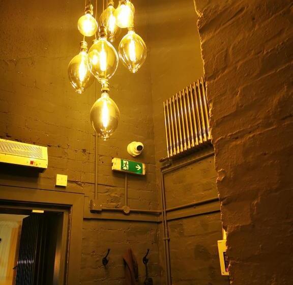 旅馆 The Balerno Inn