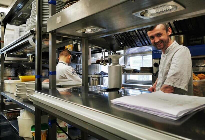 旅馆 The Balerno Inn