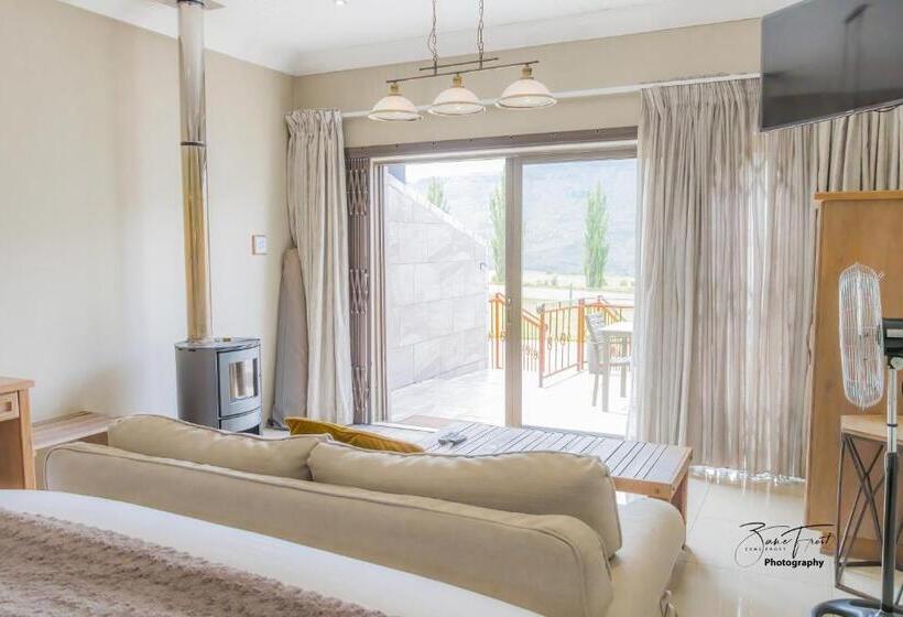 مبيت وإفطار Willow Manor