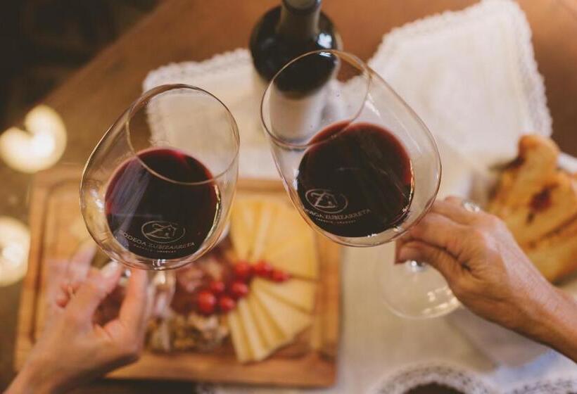 فندق Casa De Aitona Bodega Zubizarreta