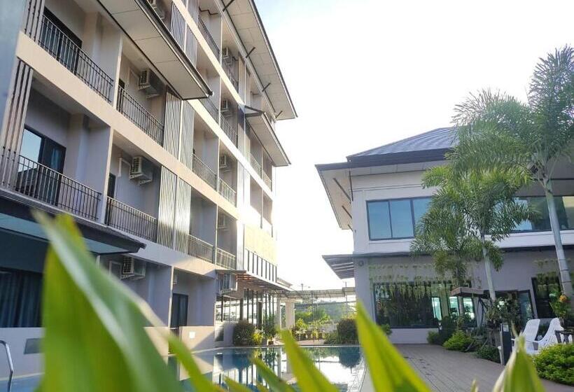 Отель J.p.grand