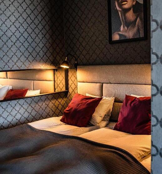 בית מלון כפרי L Carl Friman