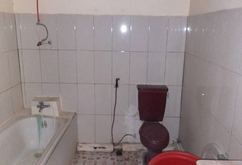 호텔 Oyo 1782 Lotus Residence