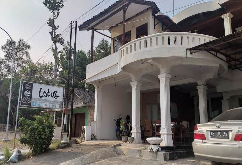 호텔 Oyo 1782 Lotus Residence