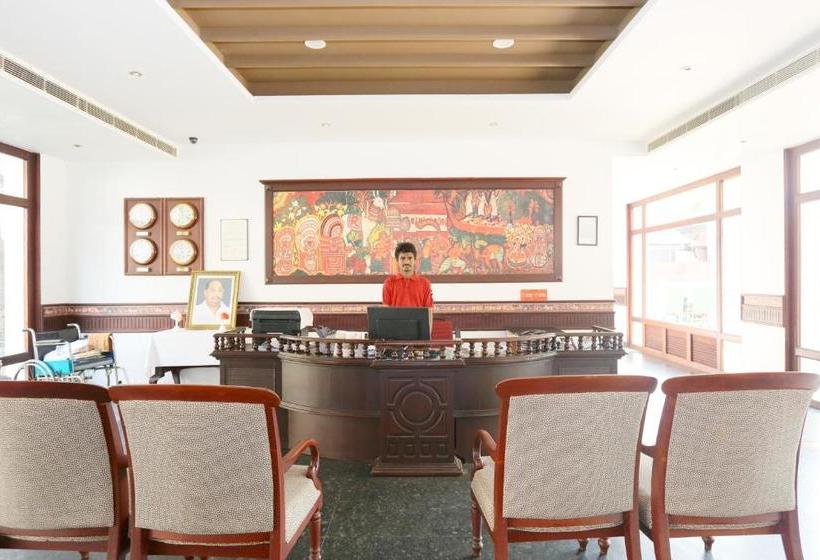 酒店 Oyo 35395 Vijaya Park Deluxe