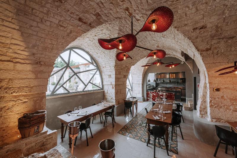 Paragon 700 Boutique Hotel & Spa