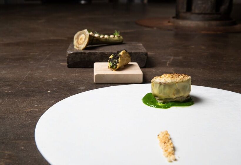 Paragon 700 Boutique Hotel & Spa