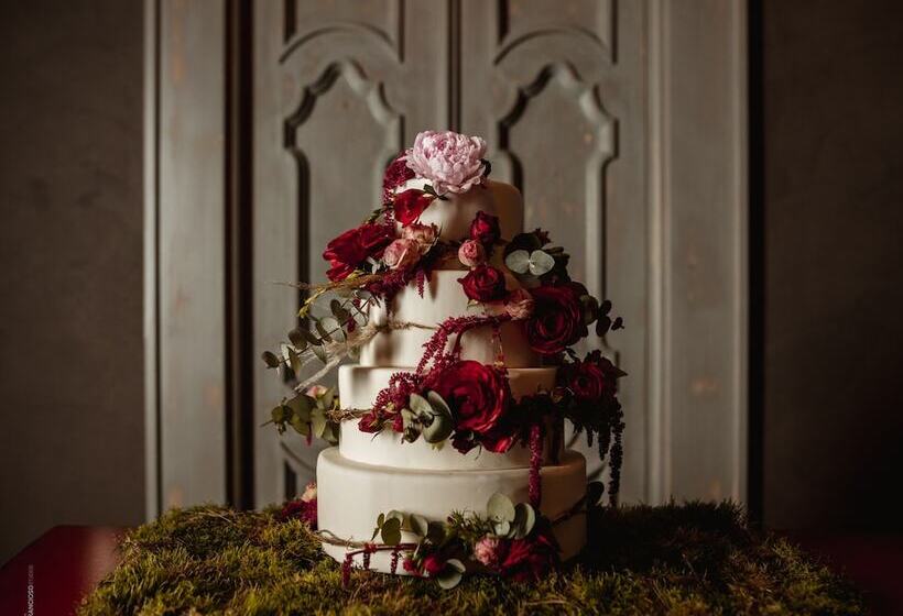 Paragon 700 Boutique Hotel & Spa