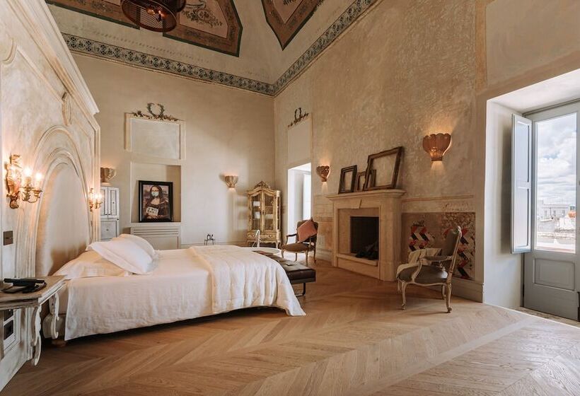 Paragon 700 Boutique Hotel & Spa