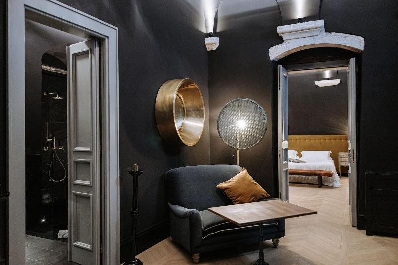 Paragon 700 Boutique Hotel & Spa