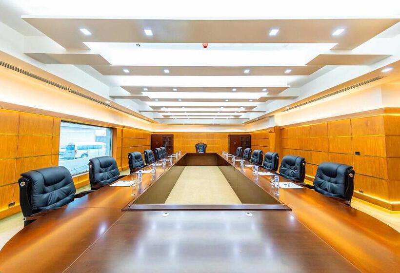 Hotel Royal Swiss Lahore