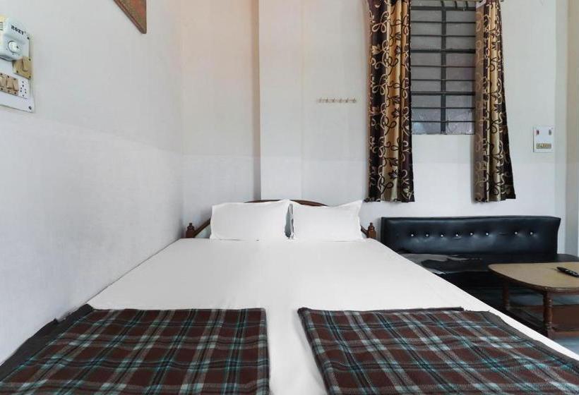 Spot On 81268 Hotel Deep