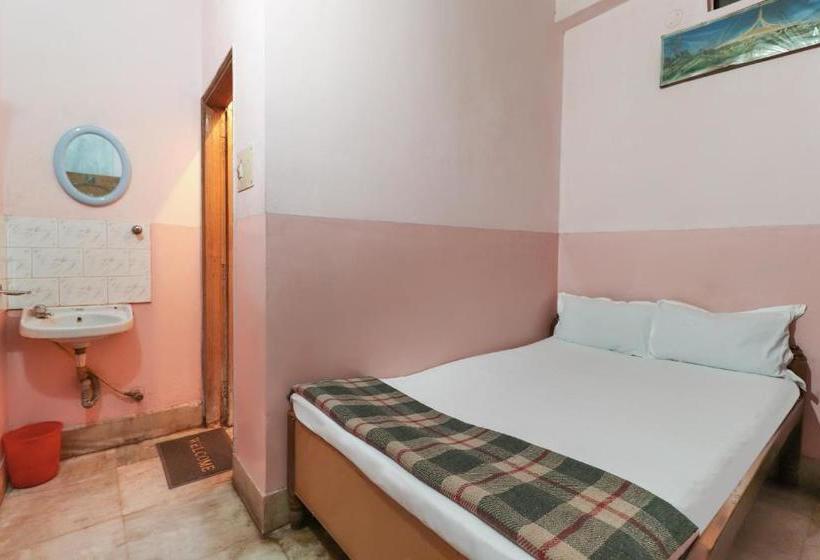 Spot On 81268 Hotel Deep