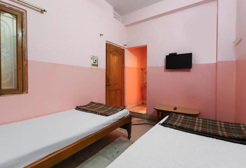 Spot On 81268 Hotel Deep