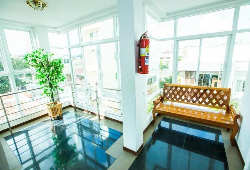 בית מלון כפרי Thanapon Mansion