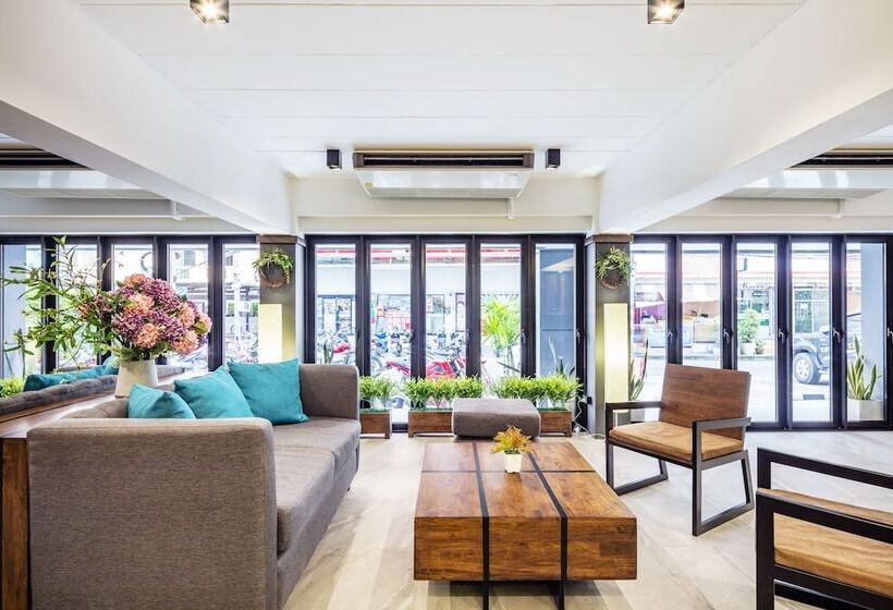 Livotel Express Hotel Ramkhamhaeng 50 Bangkok   No Parking