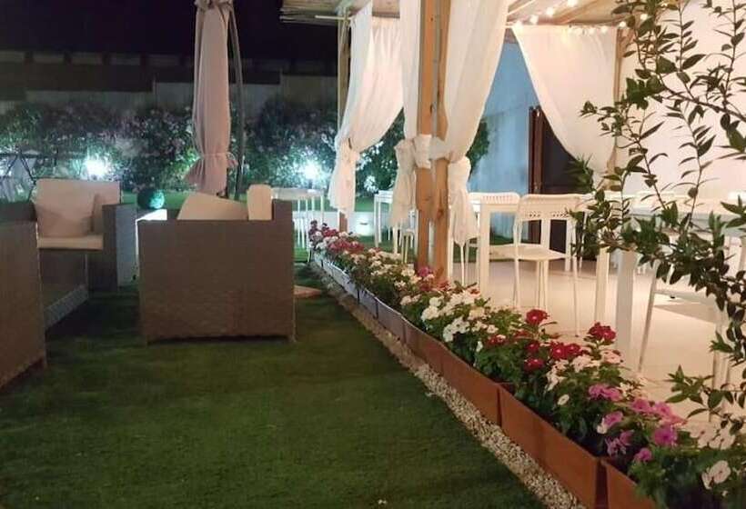 펜션 La Smeralda   Boutique Rooms And Breakfast