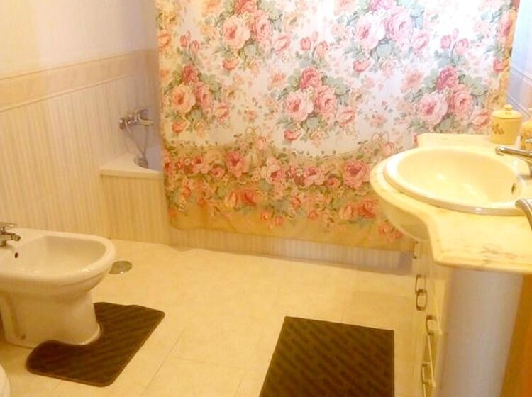 Comfortable Apartment With Mountain View 90 M² Fireplace