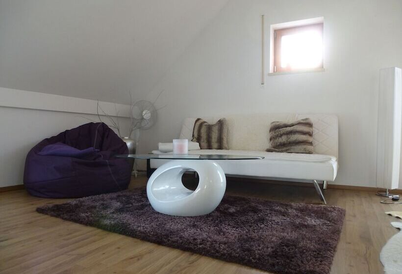 Appartementhaus Bruckberg   Gündlkofen