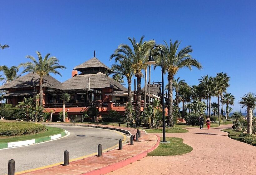 Beach Side Apartment