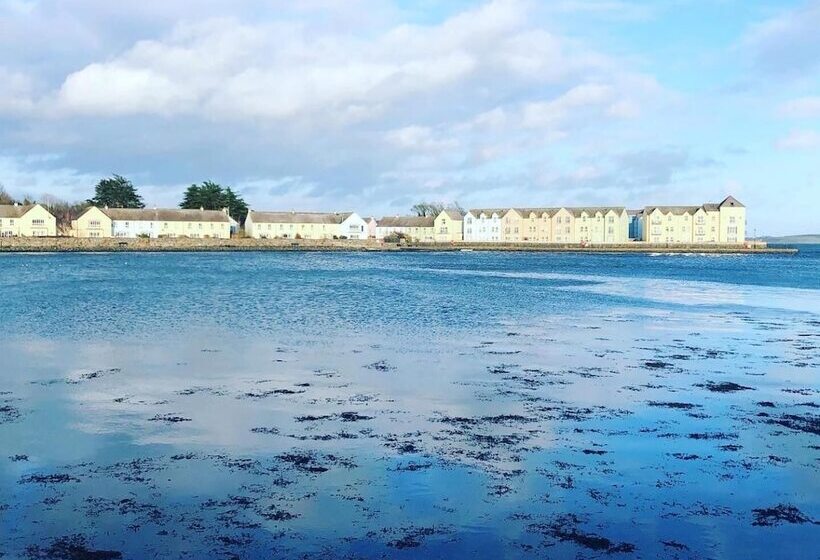 Bed and Breakfast Dufferin Coaching Inn & Hall