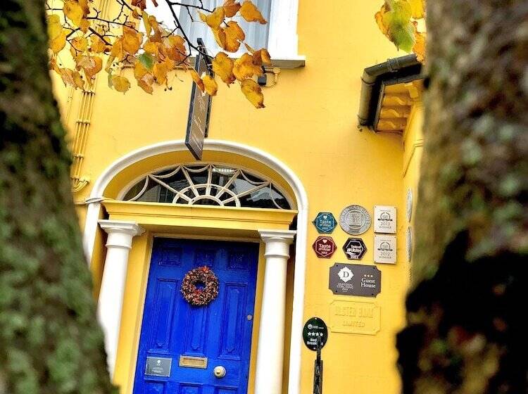 Bed and Breakfast Dufferin Coaching Inn & Hall